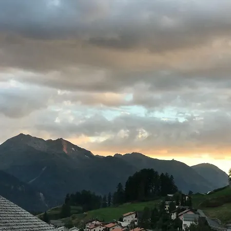 Chasa Furtuena 아파트